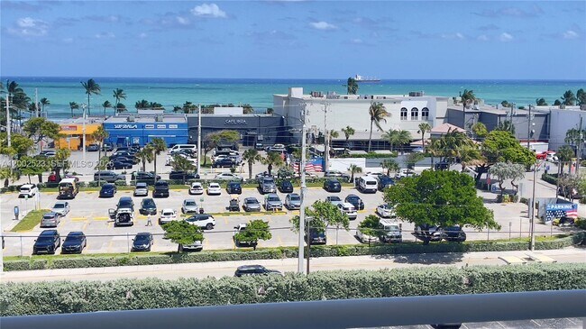 Foto del edificio - 200 S Birch Rd
