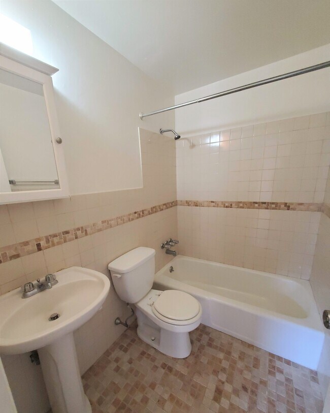 Main Line Court Apartments in Bala Cynwyd, PA