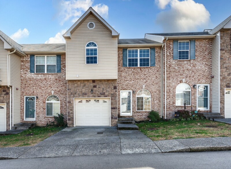 756 Spence Enclave Ln, Nashville, TN 37210 Townhome Rentals in