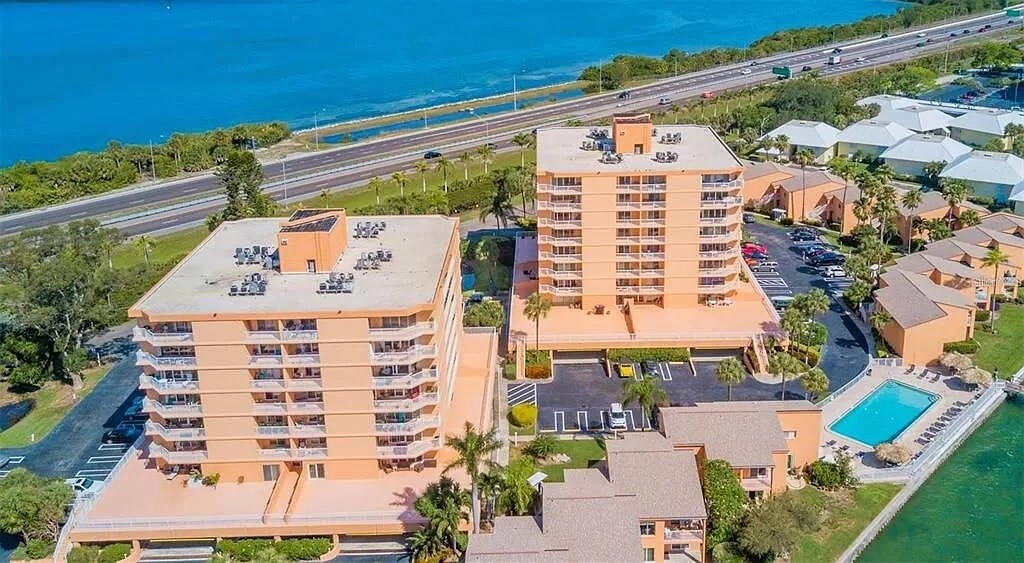 7430 Sunshine Skyway Ln S Saint Petersburg, FL 33711 Alquileres en