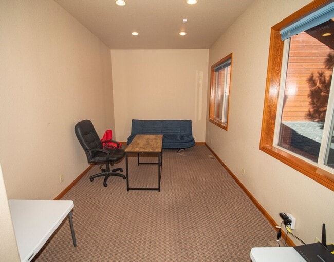 Foto del edificio - Beautiful home for rent in Galena Forest