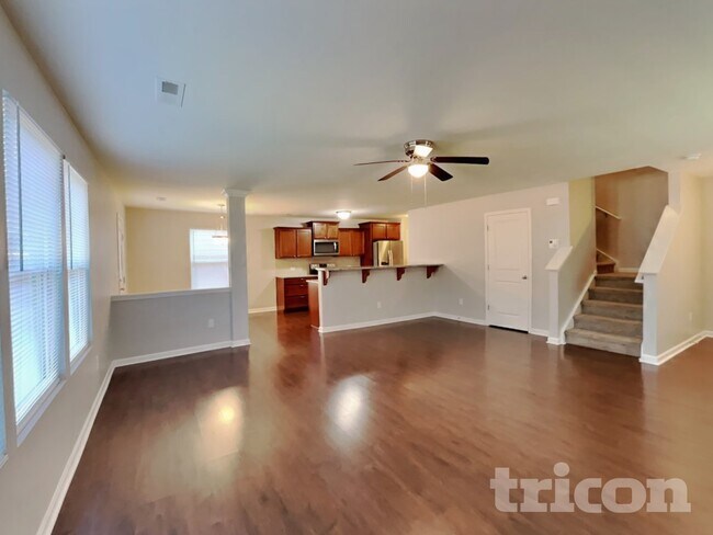 Foto del edificio - 963 Bitting Hall Cir