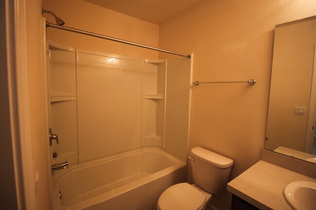 Building Photo - 7695 Legacy Trl