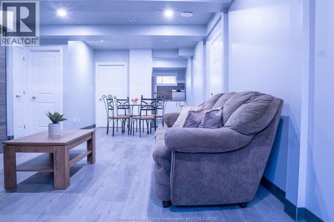 Photo du bâtiment - 4493 4th Concession Rd