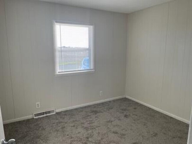 Foto del edificio - 3419 County Rd 1400 E