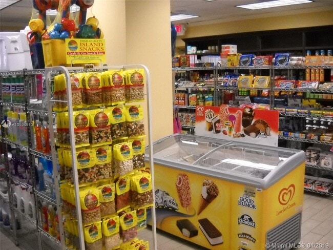 Photo - 3901 S Ocean Dr Apartment