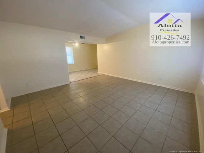 Foto del edificio - 2196 Delta Dr