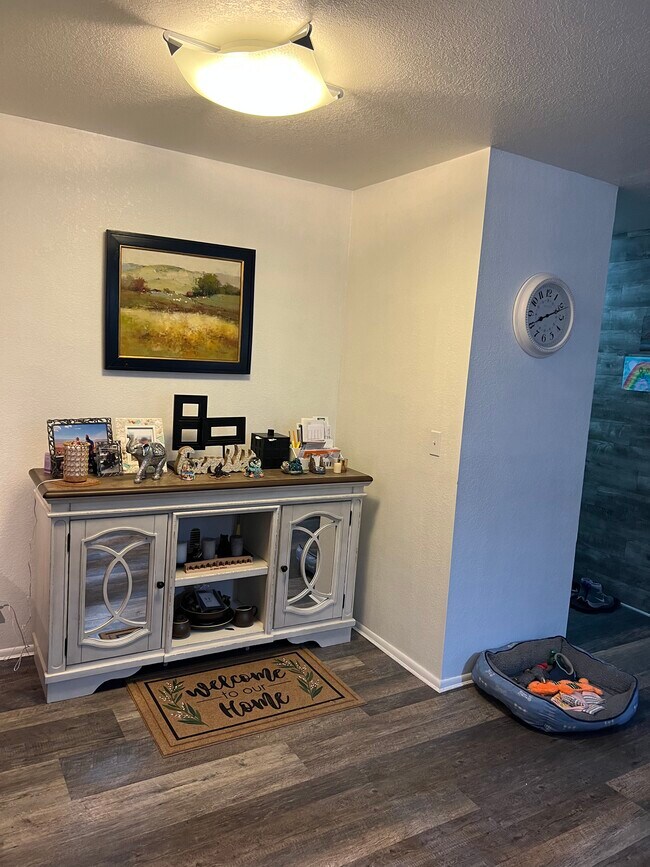 Building Photo - 4820 S Highland Cir