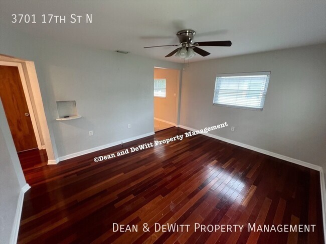 Foto del edificio - 3701 17th St N