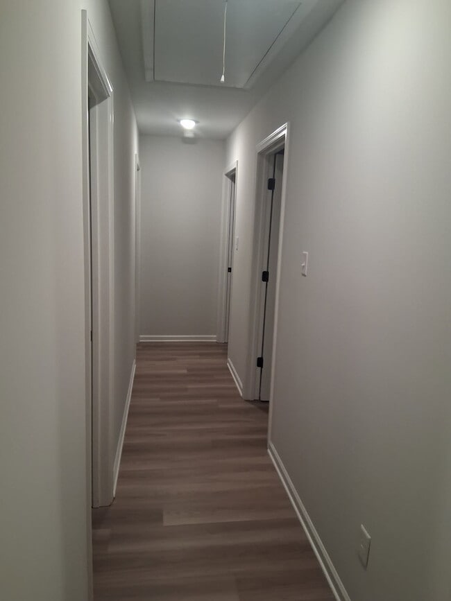 Building Photo - 3281 Madewell St