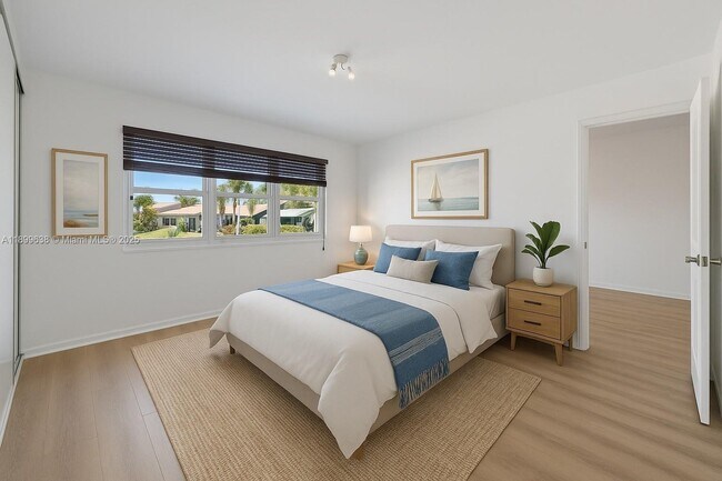 Building Photo - 3111 NE 51st St