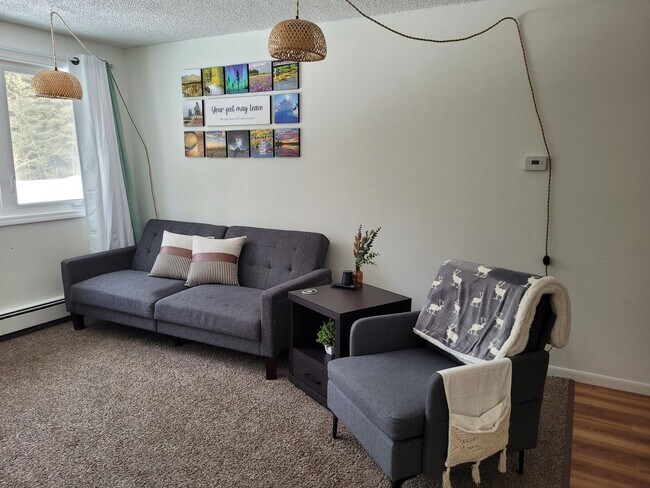 Foto del edificio - Available NOW  Partially Furnished 2 bedro...