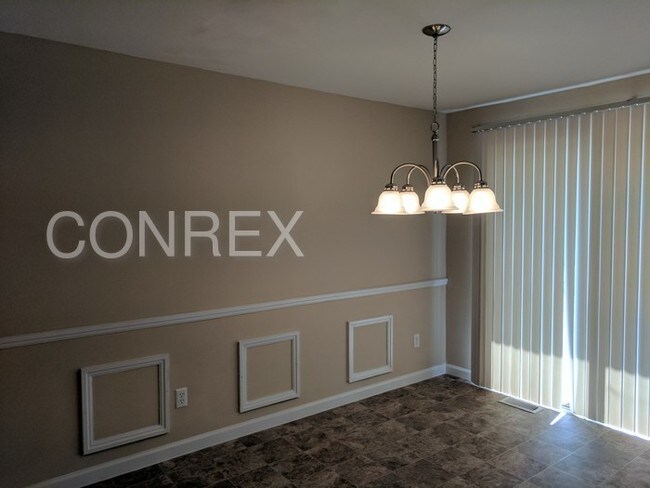 Foto del edificio - 7119 Troy Manor Rd