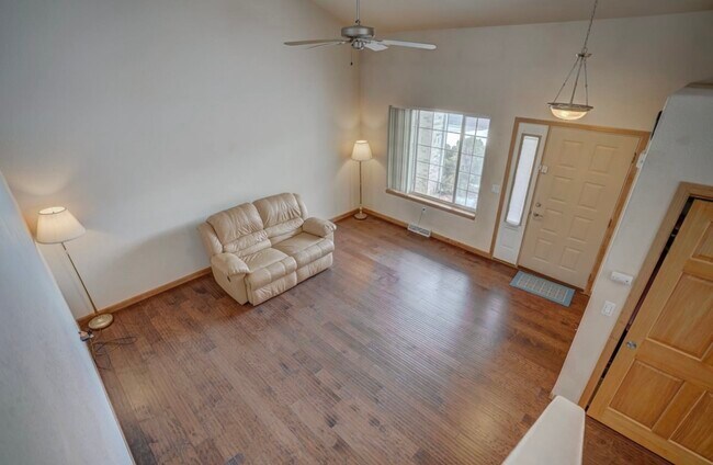 Foto del edificio - 2904 Kentville Dr
