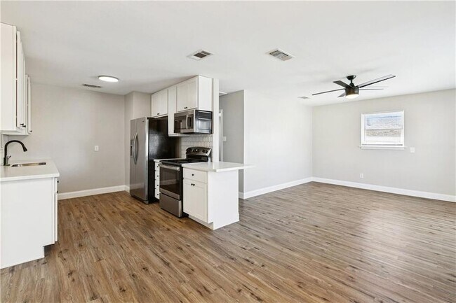 Foto del edificio - 2809 N Turnbull Dr