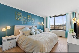 Building Photo - 9060 Palisade Ave