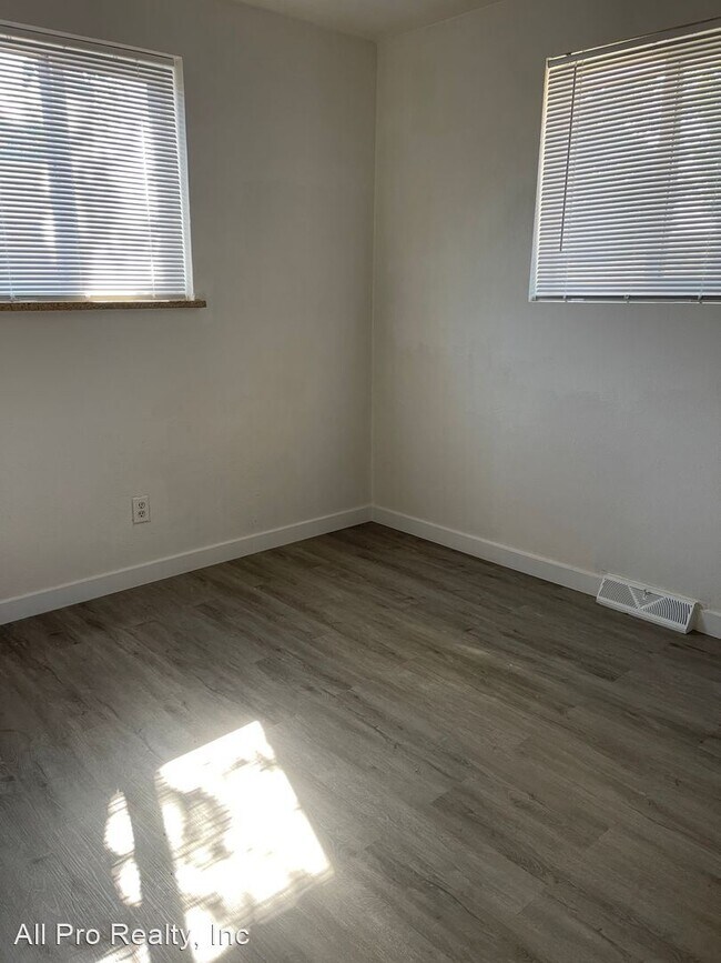 Foto del edificio - 2 br, 1 bath House - 4352 W Nevada Pl