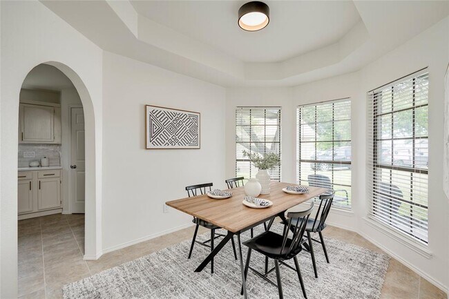 Foto del edificio - 16302 Bates Cove