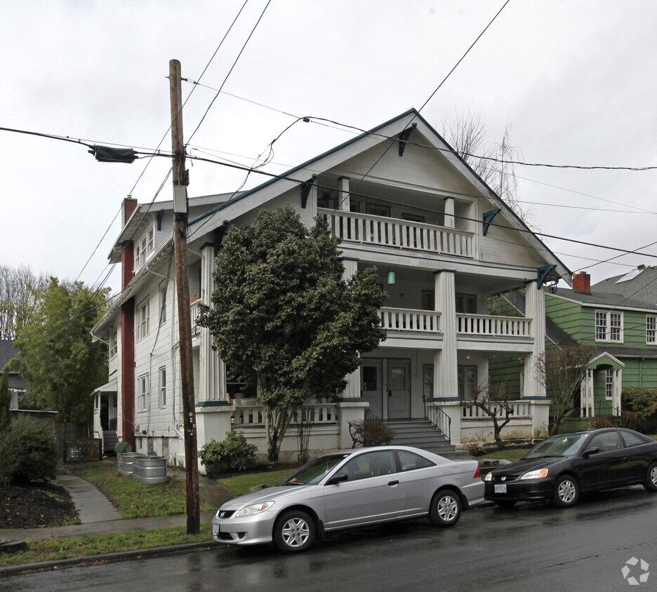 Primary Photo - 1611-1619 SE 21st Ave