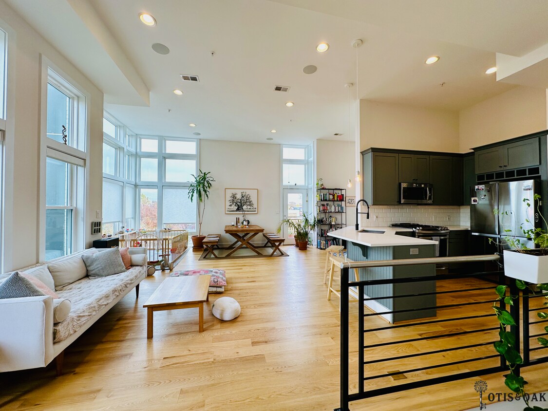 Kitchen, living and dining areas - 1352 Quincy St NW