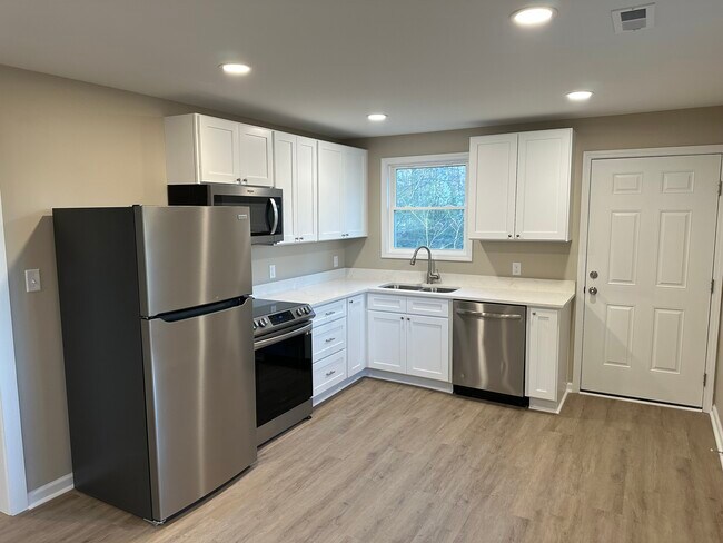 Cocina - 4103 N Center St