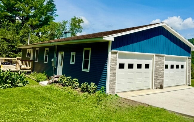 Foto del edificio - Beautiful Single-Family 3-Bedroom Home