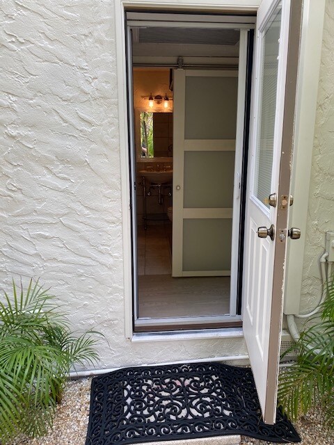 Building Photo - 307 Pershing Way