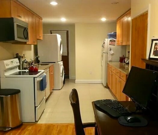 Foto del edificio - 1897 Beacon St