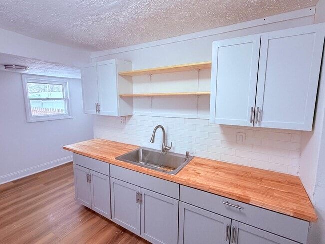 Building Photo - 5103 Philip Ave