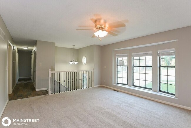 Building Photo - 212 E Connie St, Lansing, KS 66043