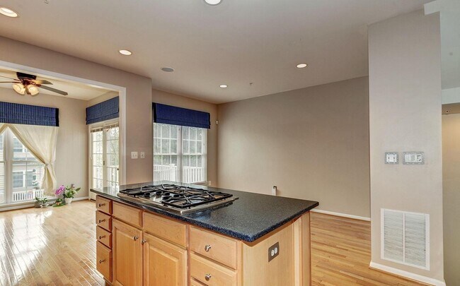 Foto del edificio - 8900 Dawson Manor Dr