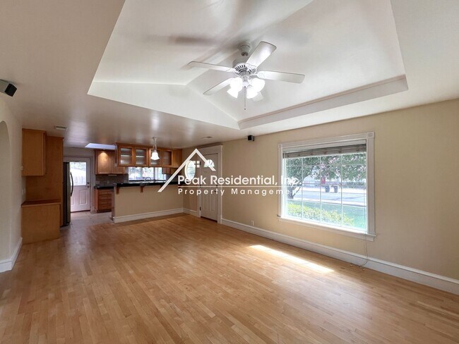 Building Photo - 6101 Mariposa Ave