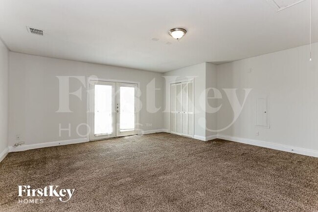 Building Photo - 1422 Waldrop Dr