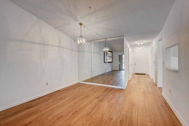 Building Photo - 15342 Lakes of Delray Blvd