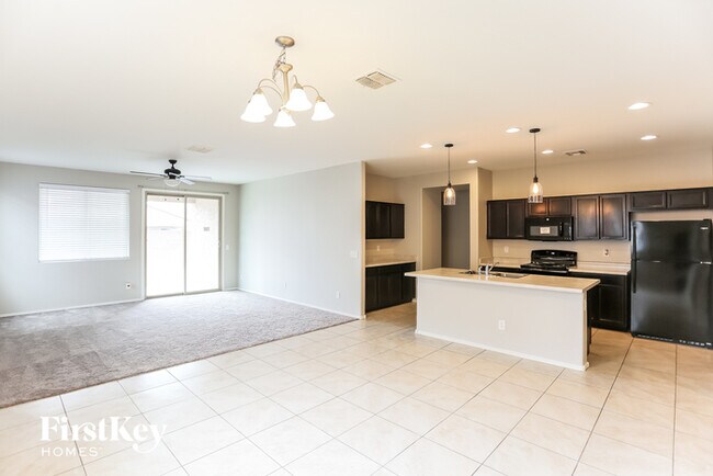 Building Photo - 4116 S 185th Ln