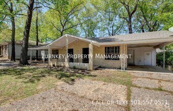 Building Photo - 9012 Tanya Dr