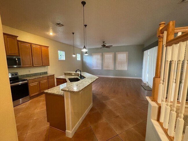 Foto del edificio - 12340 Lake Valley Dr