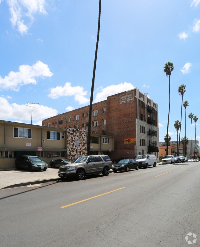 Building Photo - New Hampshire Manor
