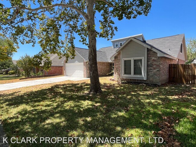 Foto del edificio - 4 br, 2.5 bath House - 3517 FOXBRIAR LANE