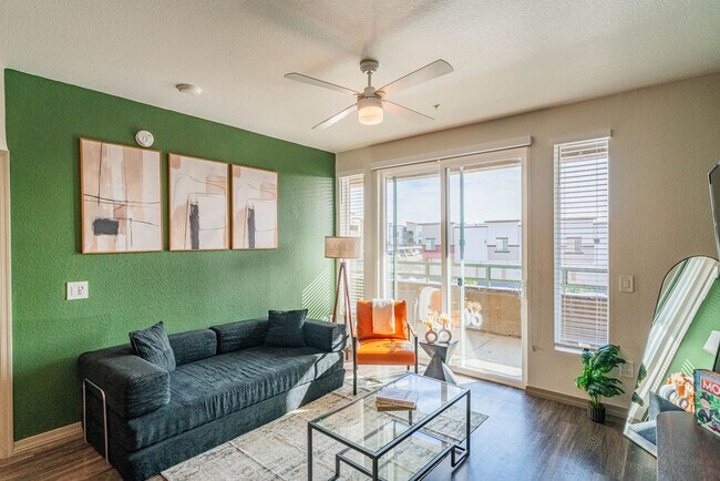 Foto del edificio - 9600 W Georgia Ave