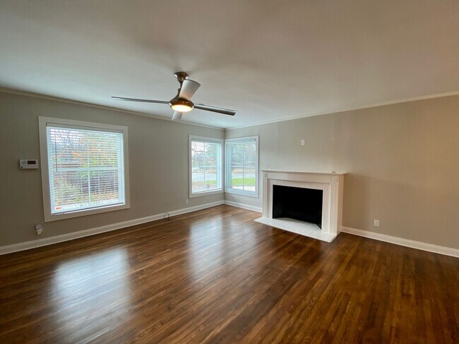 Foto del edificio - 2804 W 45th St
