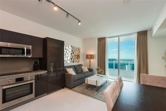 Building Photo - 1080 Brickell Ave
