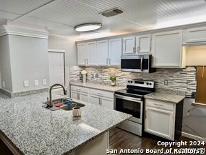 Foto del edificio - 107 Meadow Hill