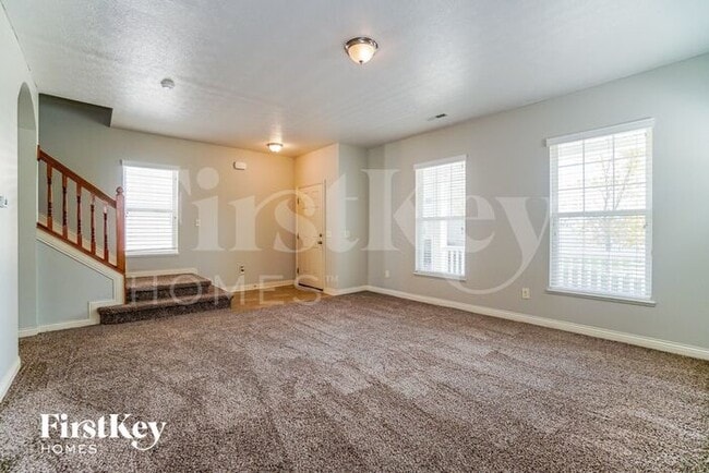Building Photo - 5643 Holly River Ave