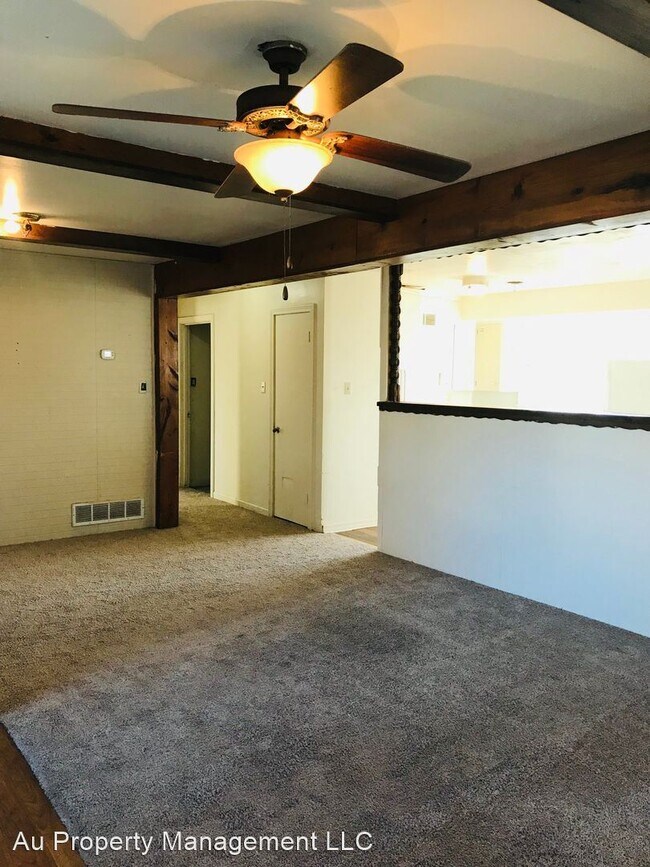 Building Photo - 2 br, 1 bath House - 4430 S FANNIN ST.