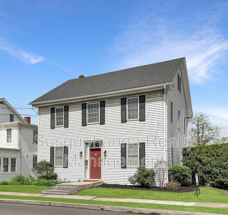 Primary Photo - 339 E Derry Rd