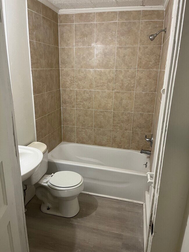 Foto del edificio - 2015 Grayson St