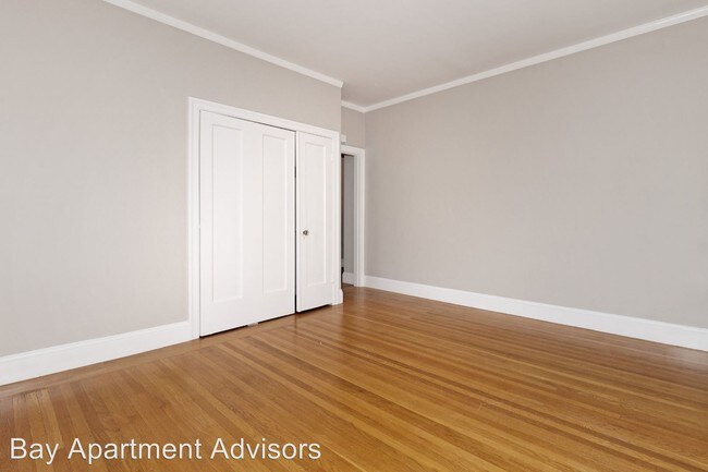 Building Photo - 734 Wesley Way