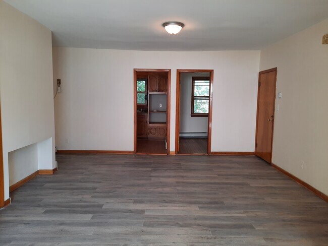 Living room area - 168 Saint Pauls Ave