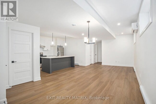 Photo du bâtiment - 560 Regina St